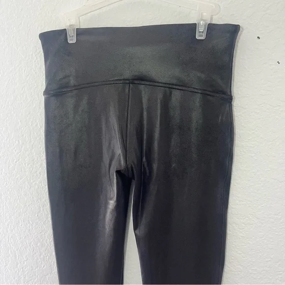 Spanx Faux Leather Leggings 2437Q Size XL - Picture 8 of 11